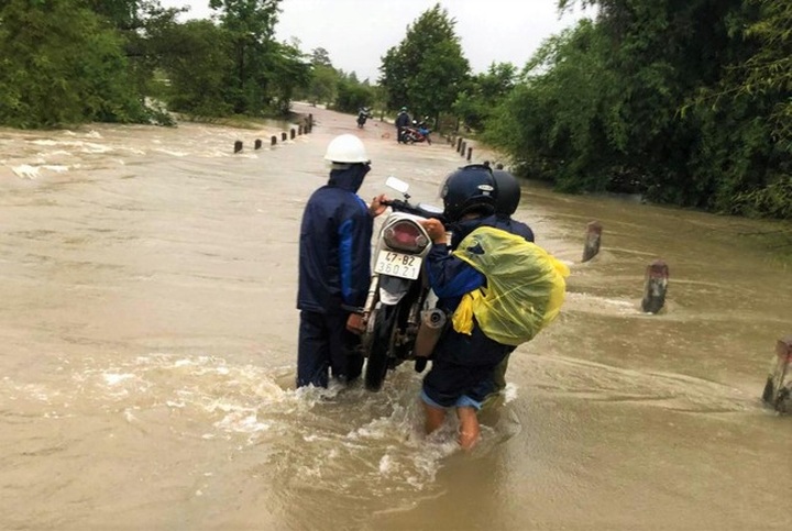 Many areas in Gia Lai seriously flooded - 4 Many areas in Gia Lai seriously flooded - 4