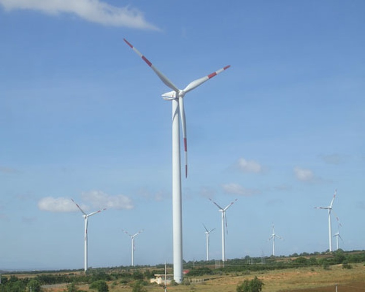 Wind power developers face losses - 1
