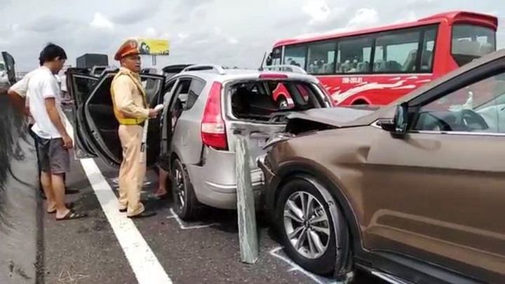 96 killed in road accidents during five-day holiday - 1