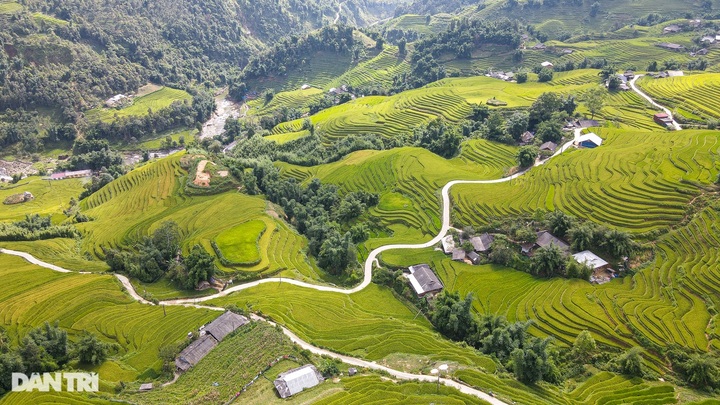 Sa Pa among top 50 most beautiful small towns in the world - 1 Sa Pa among top 50 most beautiful small towns in the world - 1