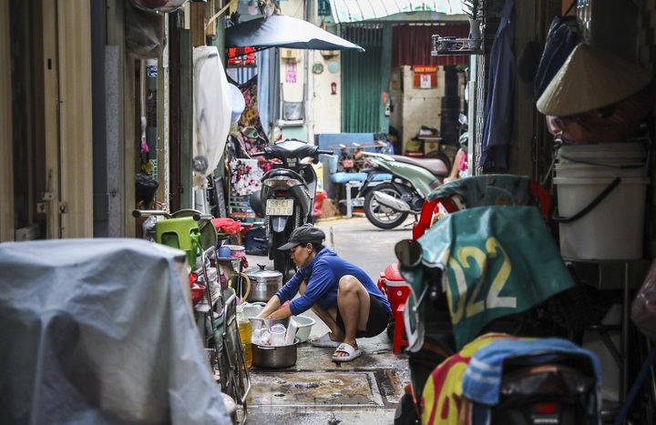Tiny houses in HCM City downtown - 8