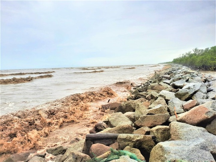 Ca Mau needs VND5 trillion to tackle coastline erosion - 1 Ca Mau needs VND5 trillion to tackle coastline erosion - 1