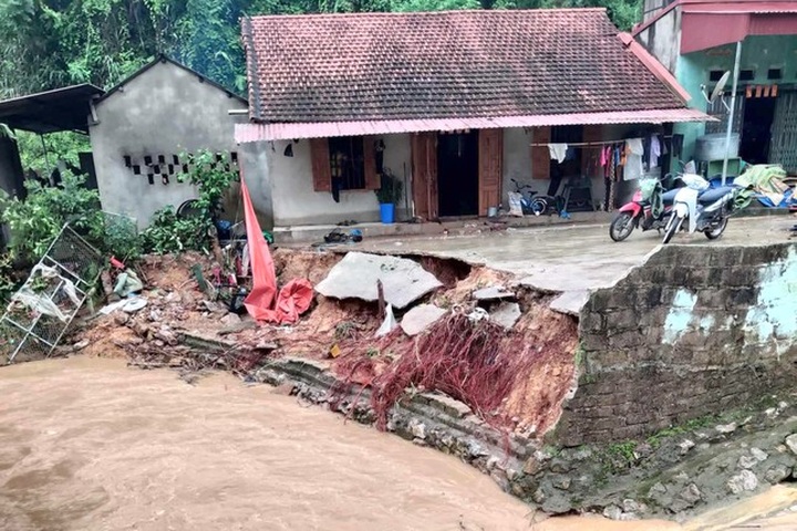 Mountainous Lang Son areas isolated by rising floods - 3