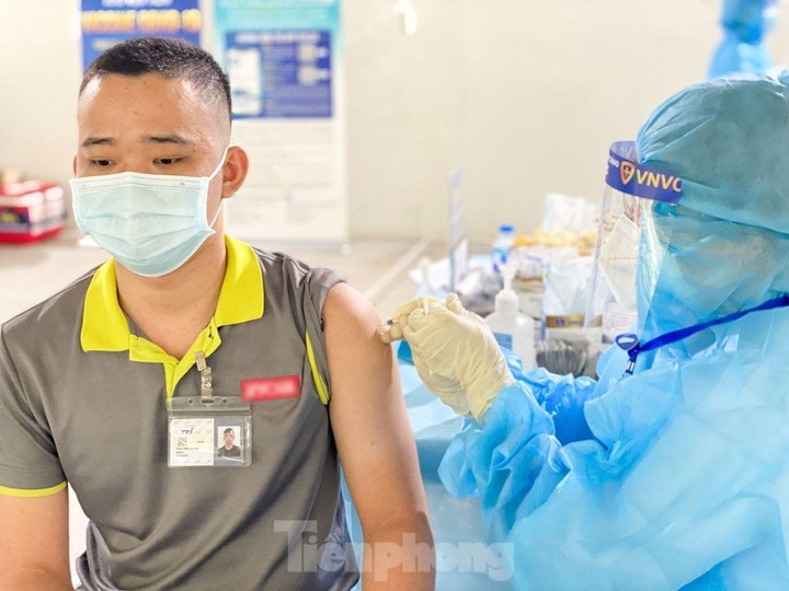 Binh Duong seeks for one million Covid-19 vaccine doses supply - 1 Binh Duong seeks for one million Covid-19 vaccine doses supply - 1