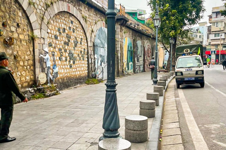 Hanoi mural street gets upgrade - 8