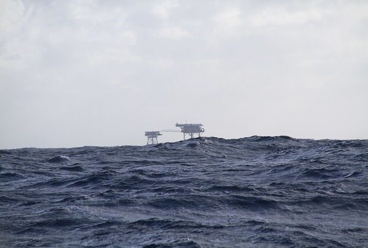 Naval soldiers receive Tet gifts at sea - 3