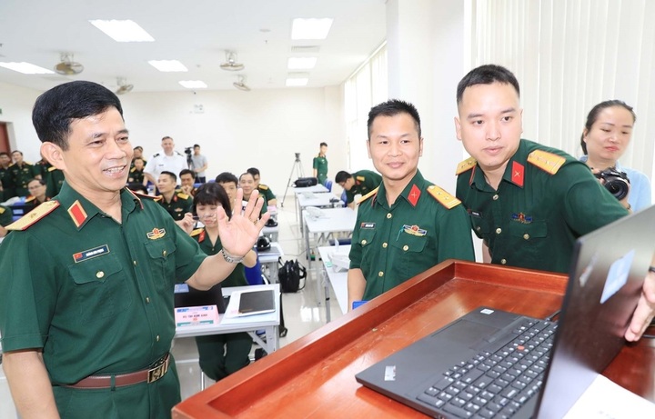 Vietnam opens UN staff officer training course - 1