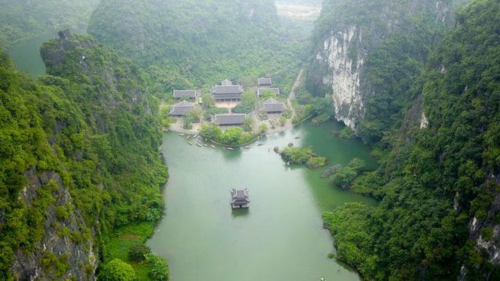 Trang An Tourism complex the mainland’s Ha Long Bay in pictures - 8