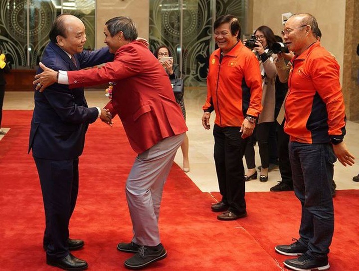 PM praises national football team victories at SEA Games - 5 PM praises national football team victories at SEA Games - 5