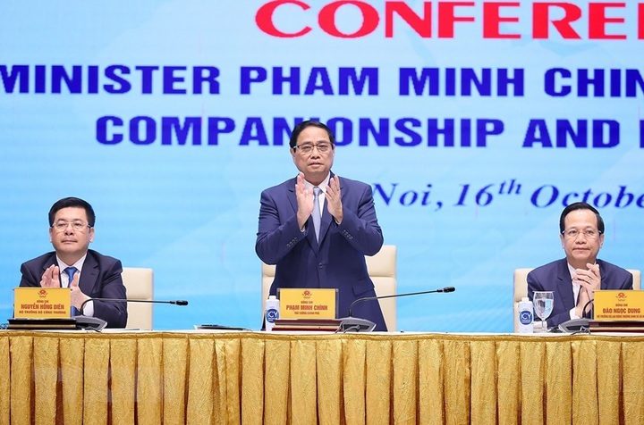 PM meets foreign businesses to address concerns, seize opportunities - 1