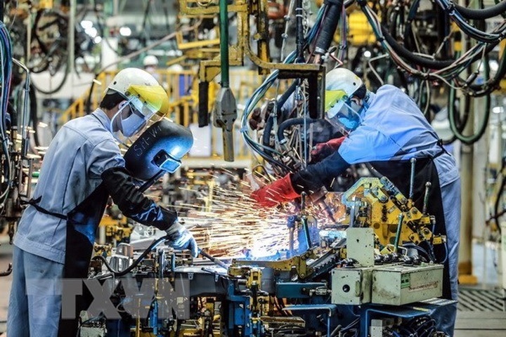 Vietnam's GDP growth forecast lowered - 1