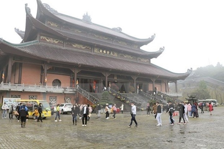 Bai Dinh Pagoda Festival begins in Ninh Binh - 1