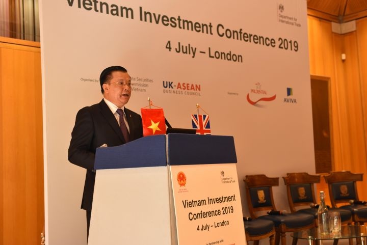 London conference connects capital sources - 1