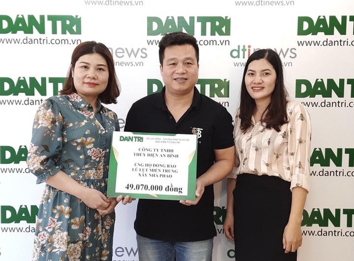 More donations for flood victims - 1 More donations for flood victims - 1