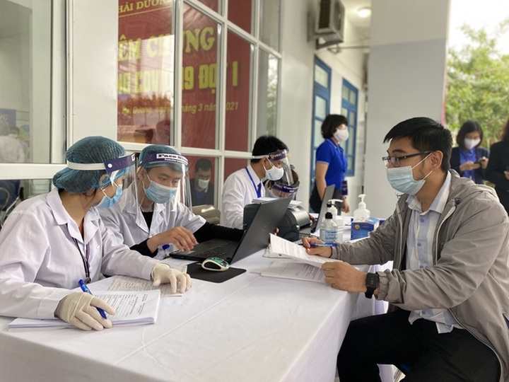 Vietnam carries out Covid-19 vaccination - 2