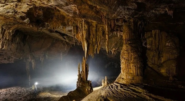 Tours to Va and Nuoc Nut caves still open to tourists - 1 Tours to Va and Nuoc Nut caves still open to tourists - 1