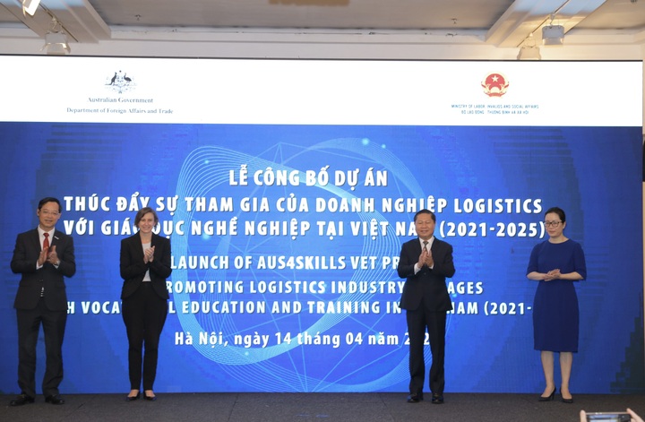 Australia supports Vietnam's vocational education and training - 1 Australia supports Vietnam's vocational education and training - 1