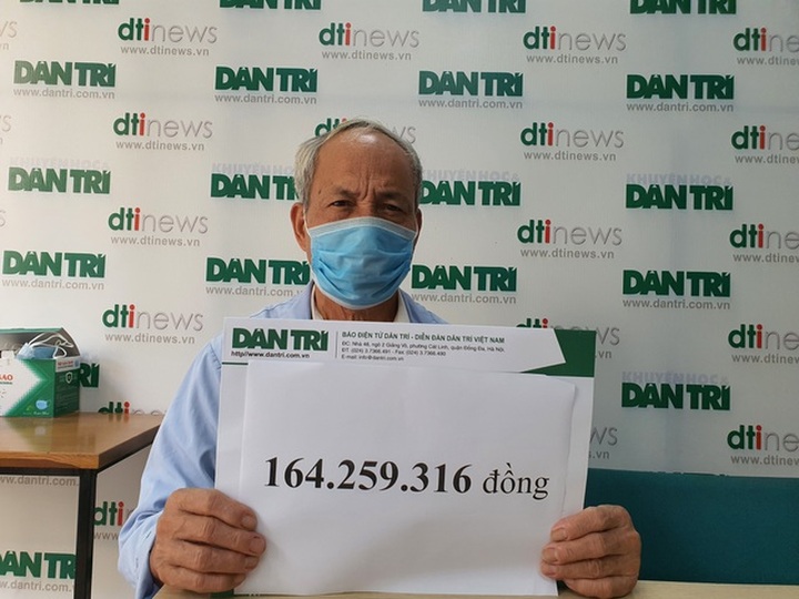 Dantri/DTiNews readers help poor father and disabled daughter in Ha Tinh - 2