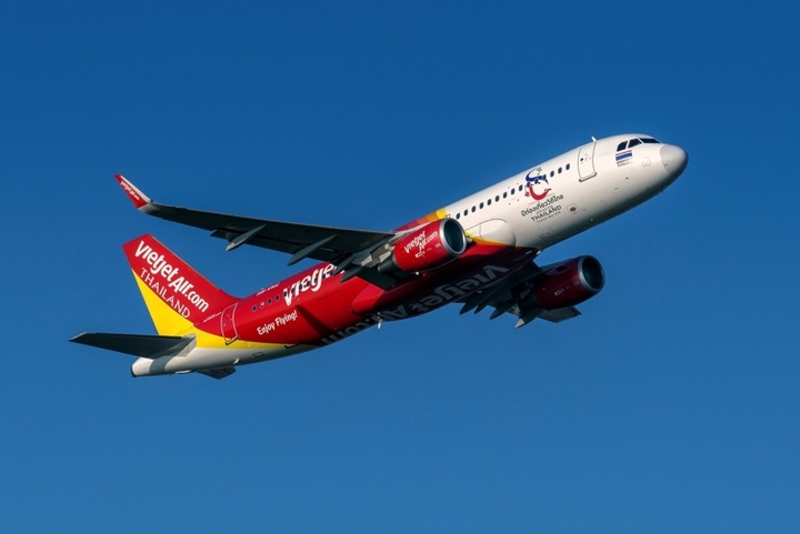 Vietjet named among world’s top 10 safest low-cost airlines - 1