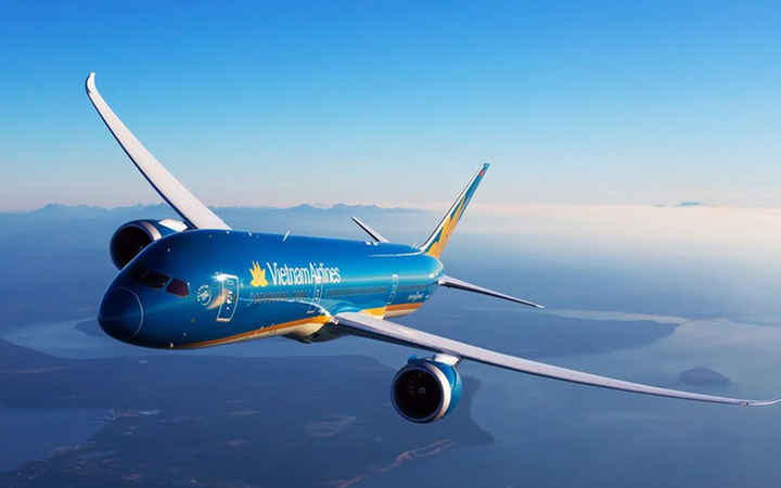 Air tickets sharply increase ahead of long holiday - 1