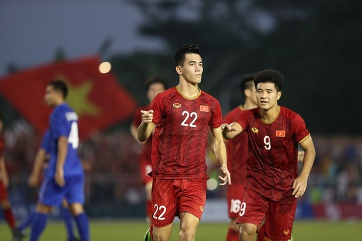 30th SEA Games: Vietnam draw with Thailand to earn semifinal berth - 1