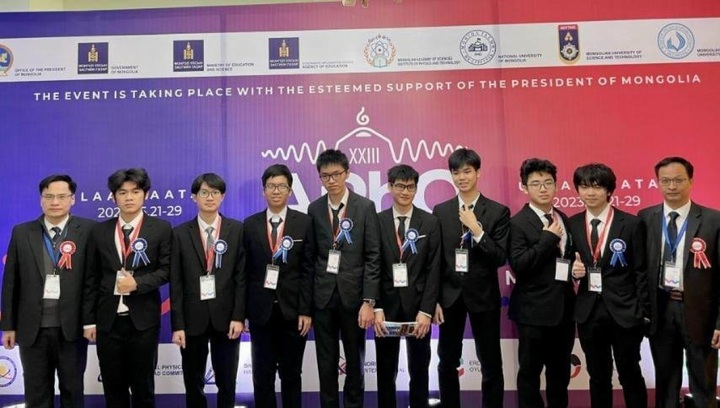 Vietnam wins four bronzes at Asian Physics Olympiad 2023 - 1