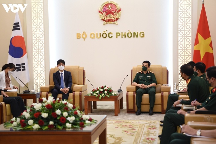 Vietnam, RoK strengthen defence cooperation - 1