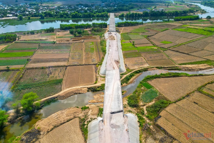 Major Quang Nam bridge projects face slow progress - 7 Major Quang Nam bridge projects face slow progress - 7