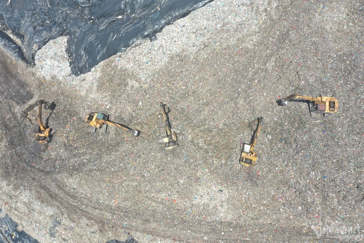 HCM City faces difficulties dealing with rising amounts of waste - 2