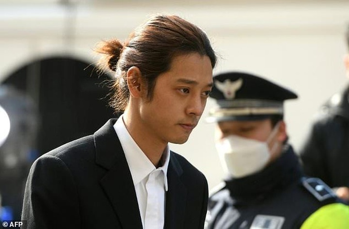 Third K-pop star embroiled in sex video scandal - 1