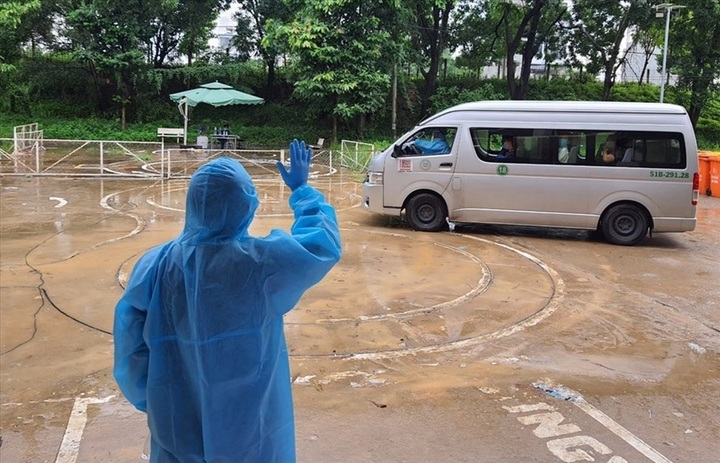 Additional 2,115 Covid-19 patients in HCM City discharged from hospital - 1 Additional 2,115 Covid-19 patients in HCM City discharged from hospital - 1