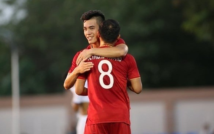 Tien Linh’s hat-trick hands Vietnam U22s second consecutive win - 1