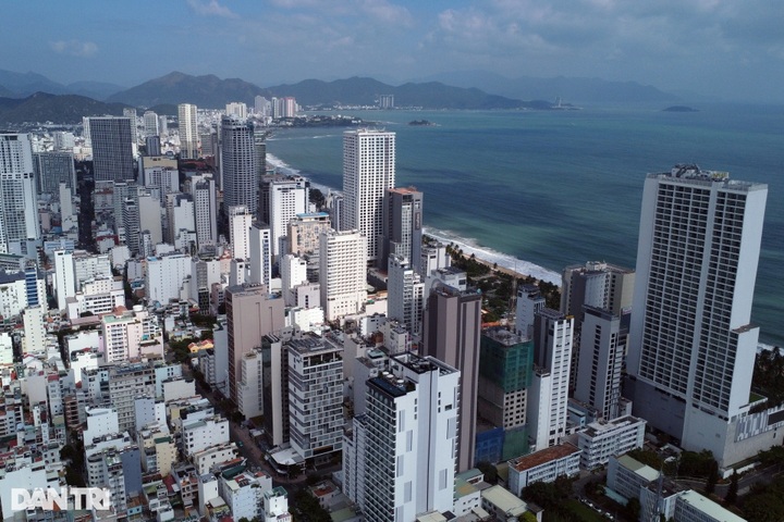 Nha Trang hotels violate construction regulations - 1 Nha Trang hotels violate construction regulations - 1