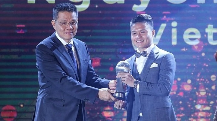 Nguyen Quang Hai and Park Hang-seo named winners at AFF Awards Night 2019 - 1 Nguyen Quang Hai and Park Hang-seo named winners at AFF Awards Night 2019 - 1