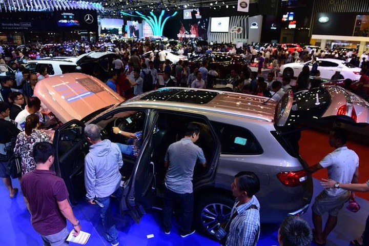 Car sales forecasted to reach 400,000 this year - 1