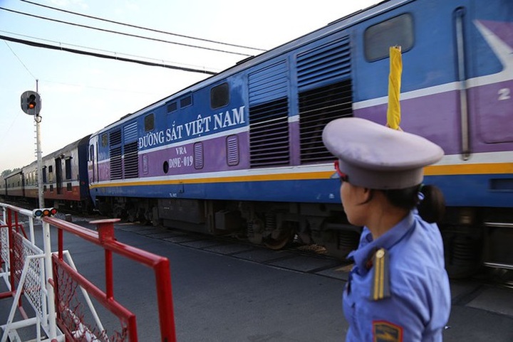 Saigon Railway to offer big ticket discounts - 1