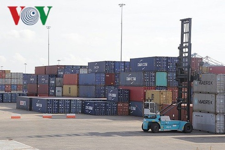 Trade between Vietnam and China reaches new landmarks - 1