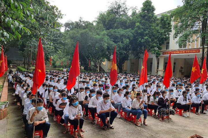 23 million students in Vietnam start new school year - 8
