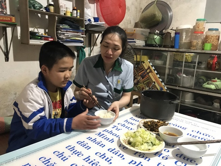 Little boy struggles against leukaemia - 1 Little boy struggles against leukaemia - 1