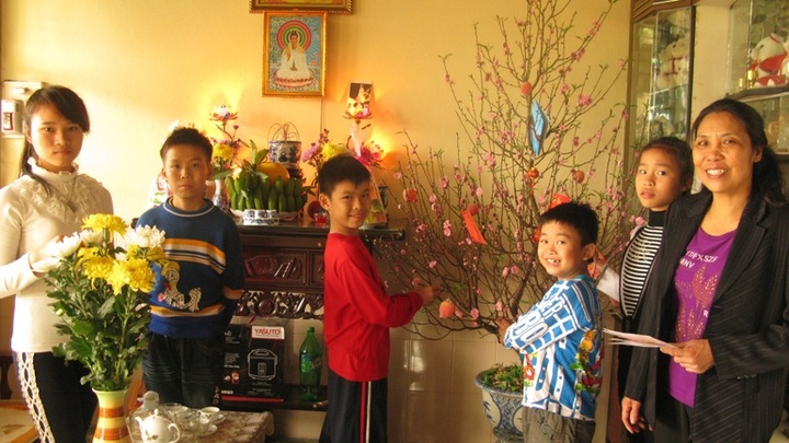 130 children cared by 20 mothers in Hai Phong village - 4