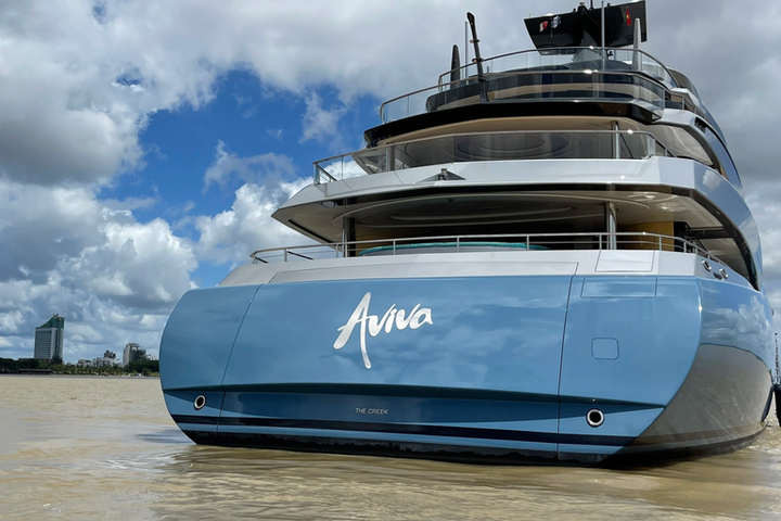 British billionaire Joe Lewis returns to Can Tho for holiday - 2