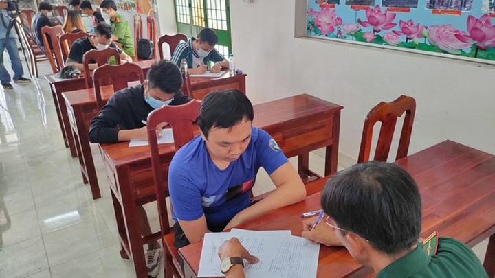 More Vietnamese repatriated from Cambodia - 1 More Vietnamese repatriated from Cambodia - 1