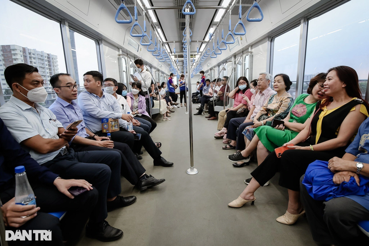 Trial run continues on HCM City's first metro line - 2