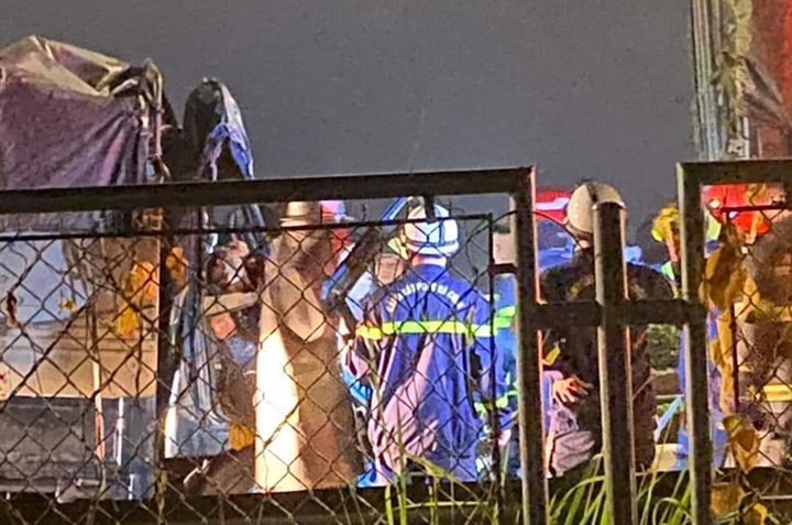 Two die in Hanoi truck collision - 1 Two die in Hanoi truck collision - 1