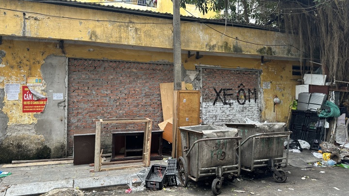 Hanoi starts waste classification pilot - 1