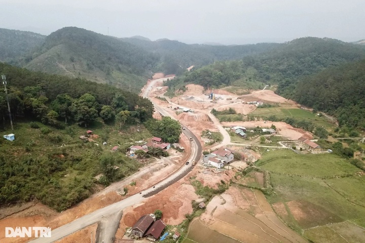 15 more quakes shake Kon Tum on Monday morning - 1 15 more quakes shake Kon Tum on Monday morning - 1