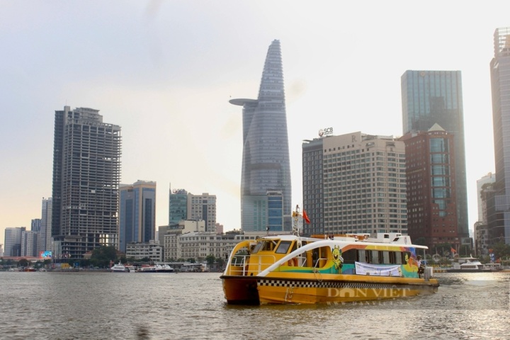 HCM City opens river bus - 1 HCM City opens river bus - 1
