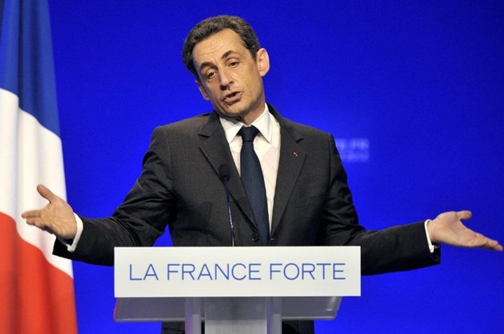 Economy tops agenda as French election hits home straight - 1