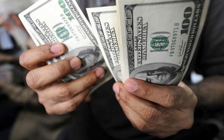 Vietnam receives 12.25 bln USD in remittances in 2015 - 1