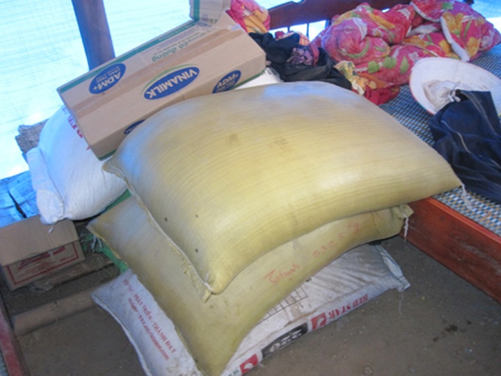 Philanthropists help change life of desperate family - 4 Philanthropists help change life of desperate family - 4